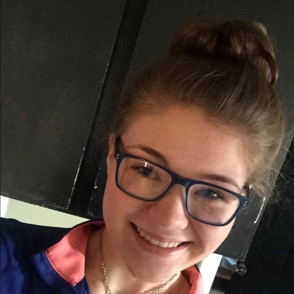 Meet your Posher, Melaina