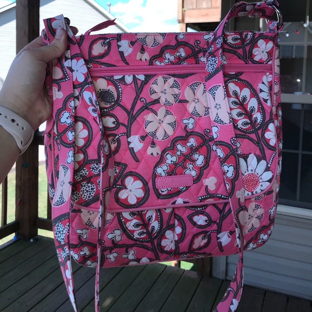 Vera Bradley cross over - Picture 2 of 3