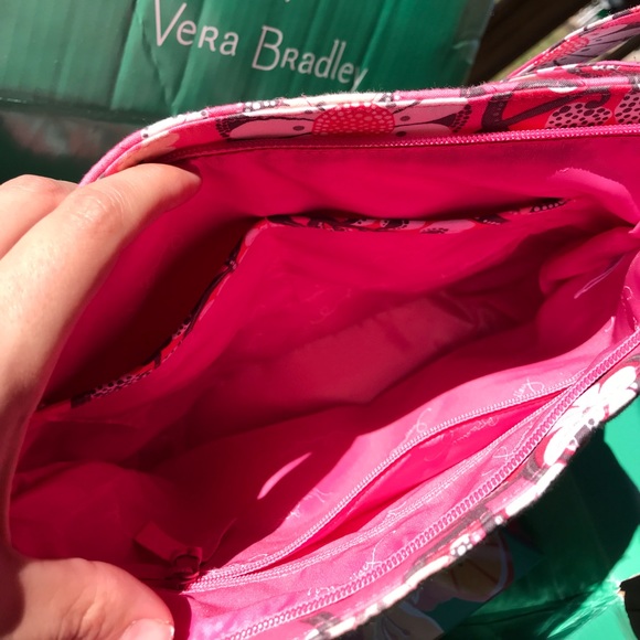 Vera Bradley cross over - Picture 3 of 3