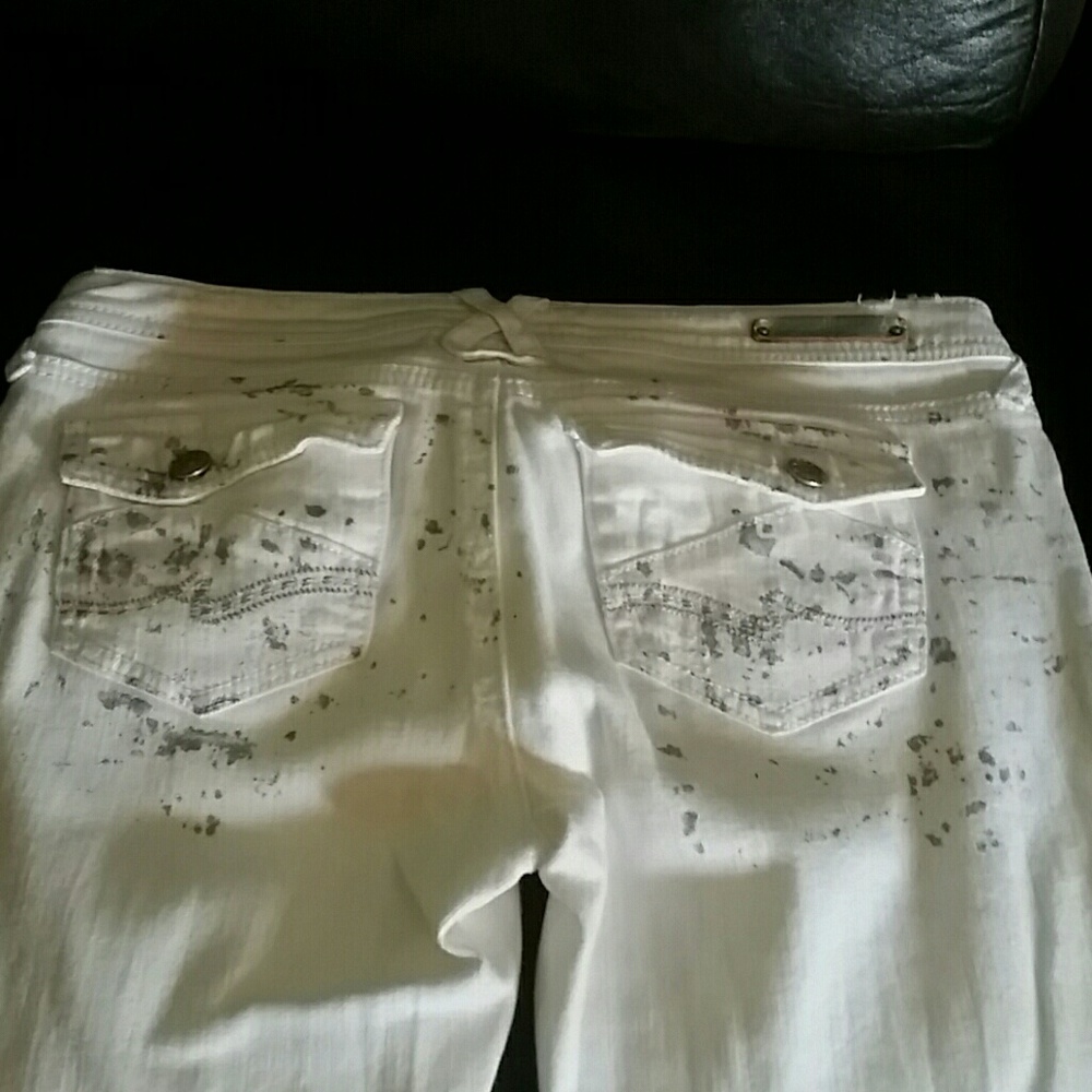 Capris - Picture 4 of 4