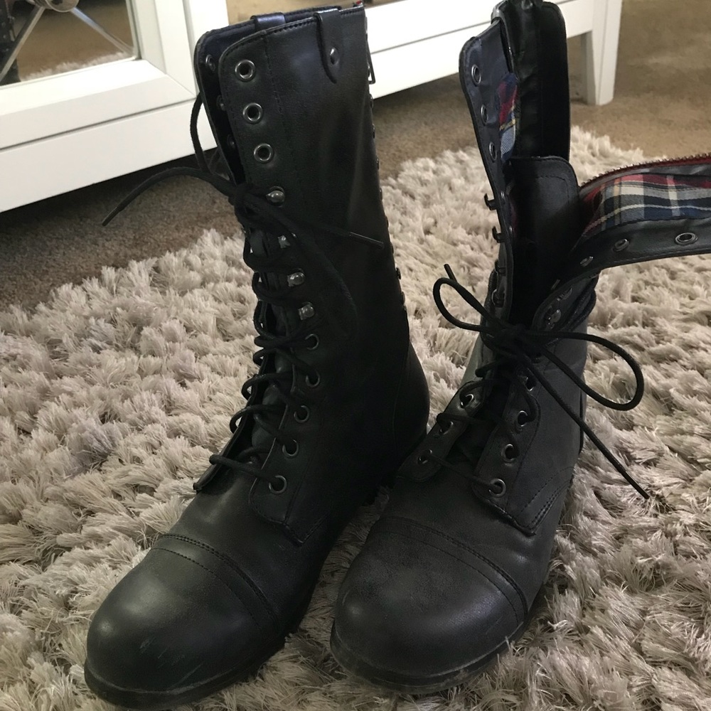 Steve Madden boots
