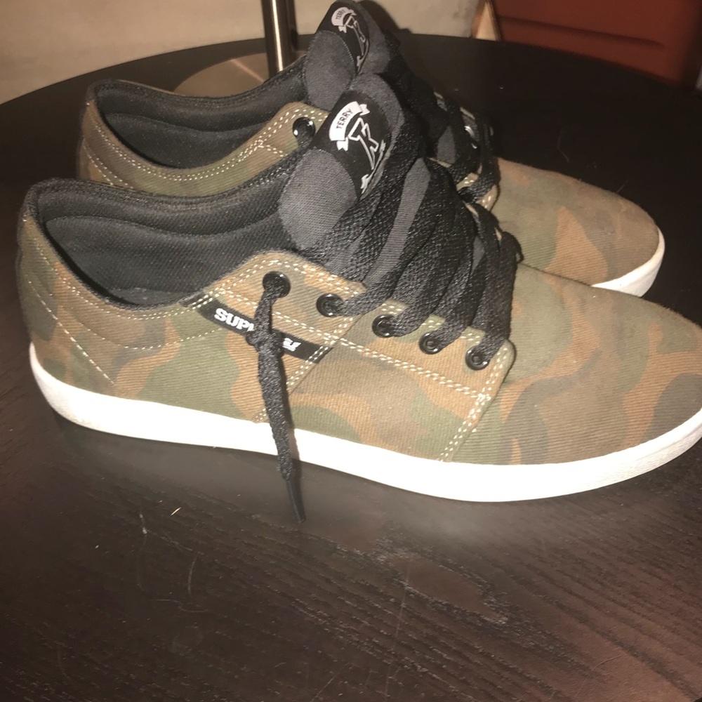 Camo supras
