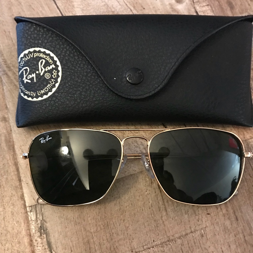 Ray ban