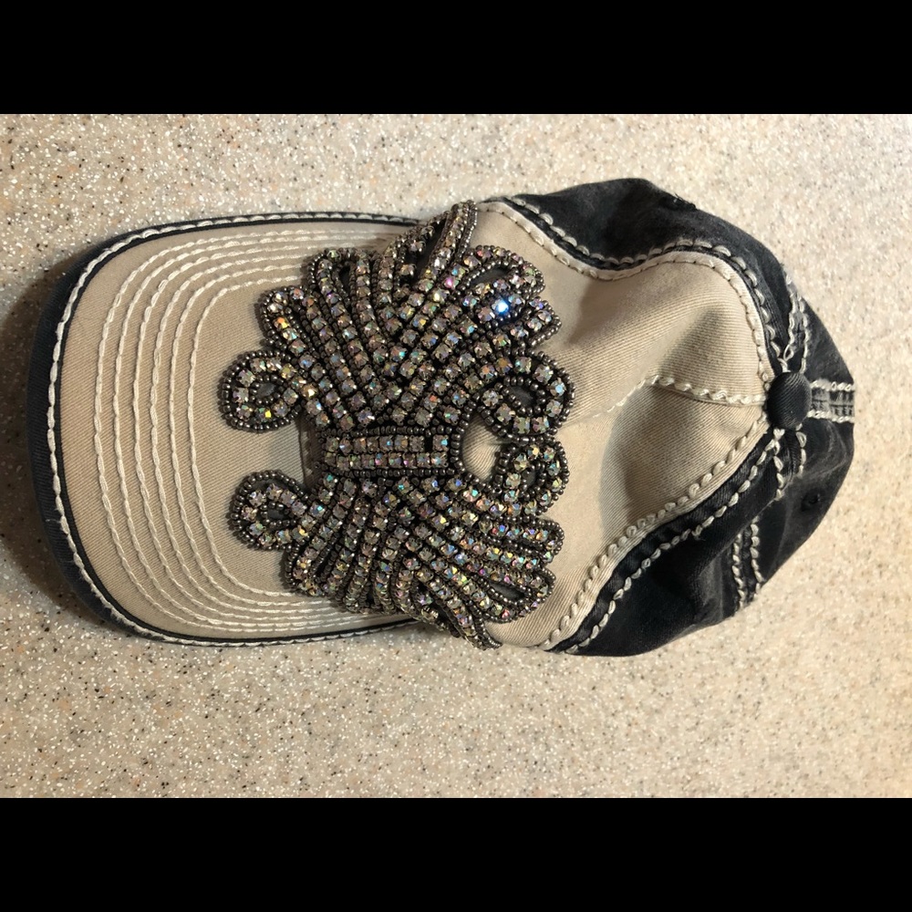 Olive & Pique Hate from: BUCKLE