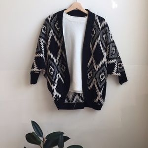 🔴SOLD🔴Forever 21 cozy cardigan