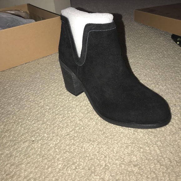 Urban Outfitters Dindle Suede Boot - Picture 2 of 3