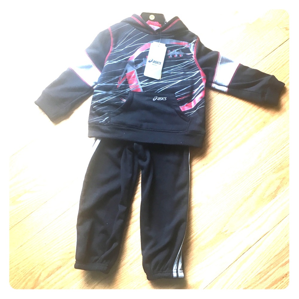 🏈 ASICS track jogging pants w/ hoodie  🏈