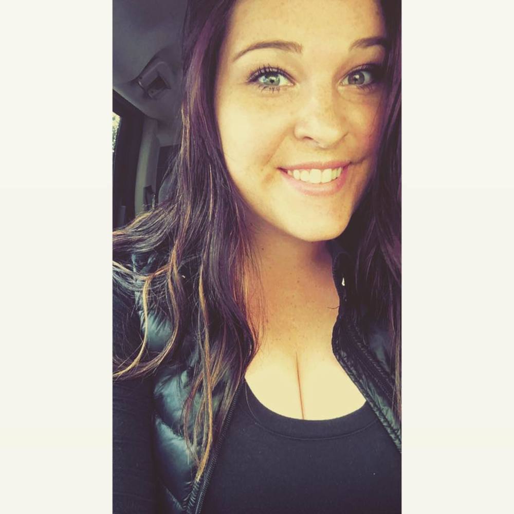 Meet your Posher, Marissa