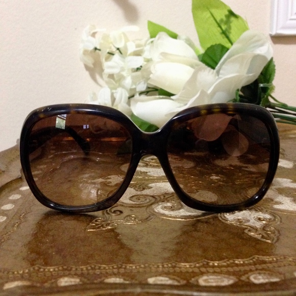 Dolce & Gabbana Accessories - DOLCE & GABBANA Oversized Sunglasses