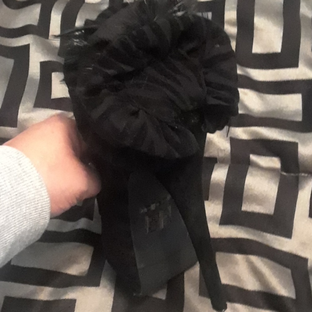 Stilletos - Picture 2 of 2