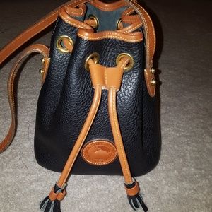 Vintage Dooney & Bourke Cross Body