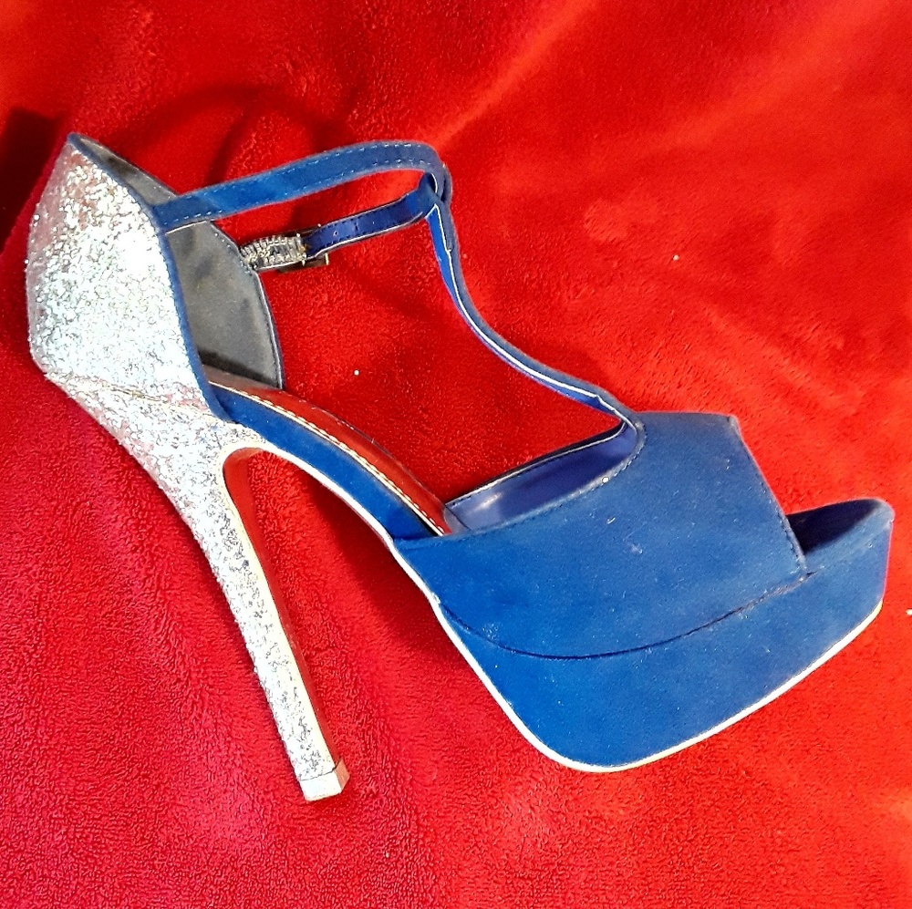 PARTY SHOES! Liliana Blue Suede & Glitter heels