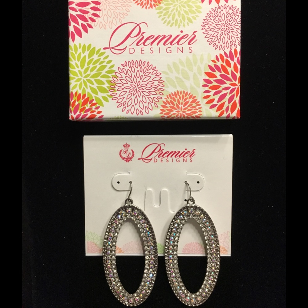 Dangling earrings
