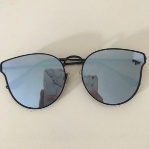 Quay Sunglasses Blue