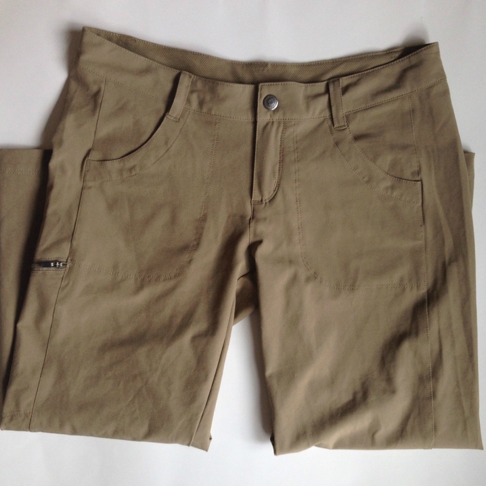 CLOSET CLEAR OUT!!NWOT Woman's happy hike capris.