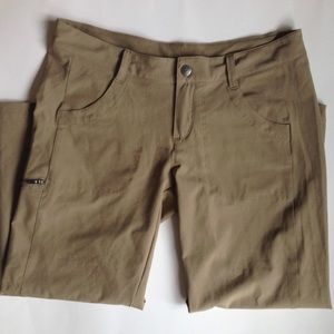 CLOSET CLEAR OUT!!NWOT Woman's happy hike capris.