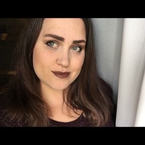 Meet your Posher, Whitney