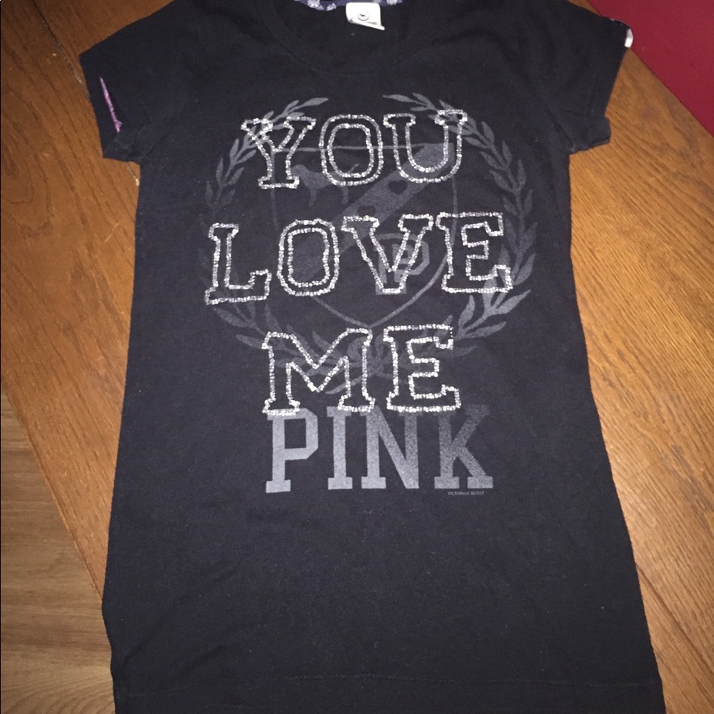 VS PINK tee