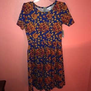 Lularoe Amelia dress size Large.