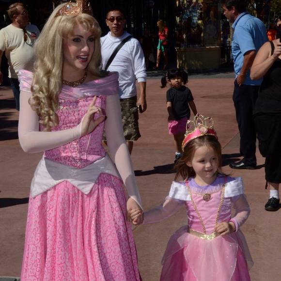 Meet your Posher, Ann - Picture 1 of 1