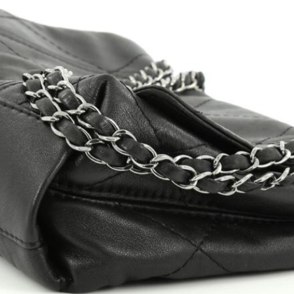 Chanel Quilted Flap Handbag - Picture 2 of 8