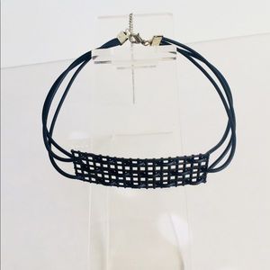 Black weaved rubber choker with adjustable fit