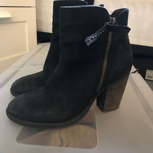 Steve Madden booties