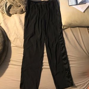 Lululemon tuxedo pant size 6