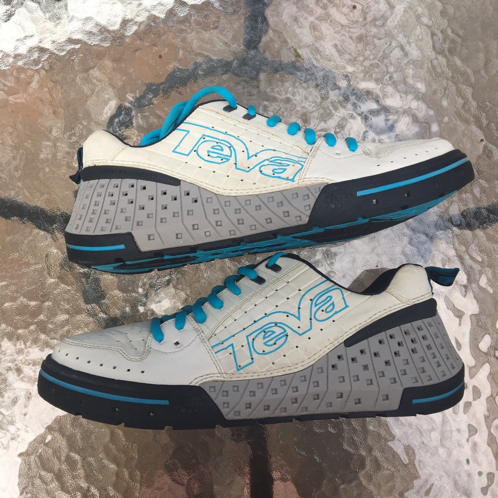 🏄🏼Teva Gnarkosi Lt. Grey Size 13 💦WATER SHOES