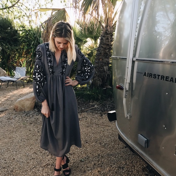 Zara Dresses & Skirts - Zara embroidered gray midi dress.