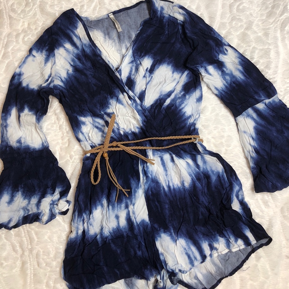 NWOT Ocean Blue Long-sleeve Romper