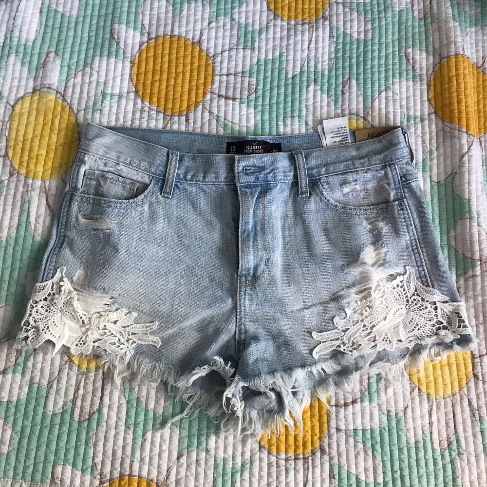 New Hollister Denim Distressed Lace Shorts Sz 31