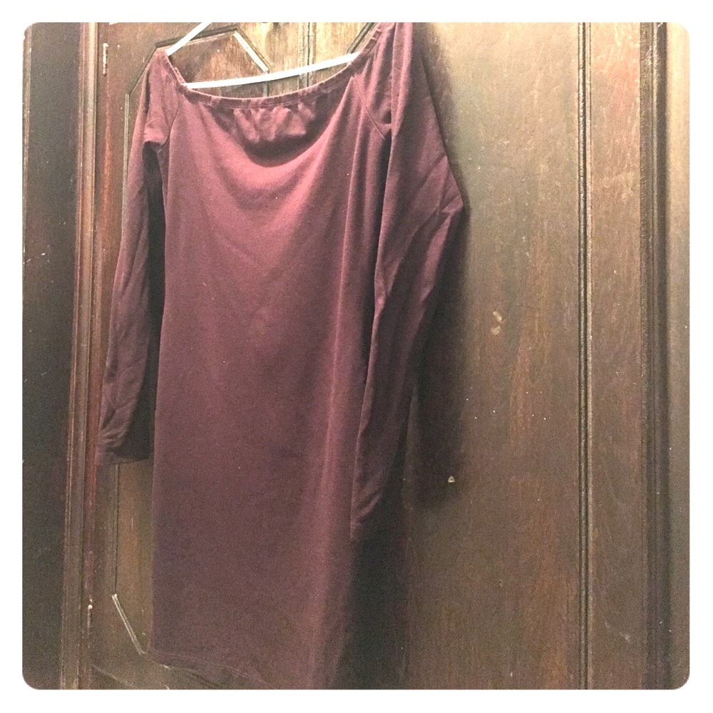 Forever 21: Burgundy off the shoulder dress