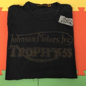 JOMO tee