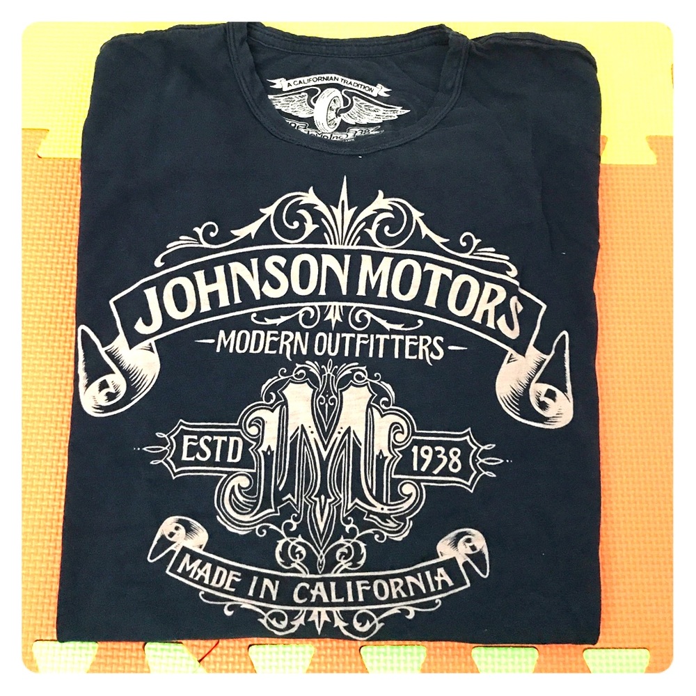 JOMO tee