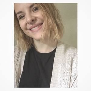 Meet your Posher, Simone