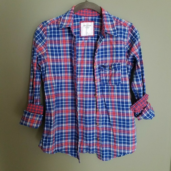 A&F Plaid Collared Button Down Top - Picture 5 of 5