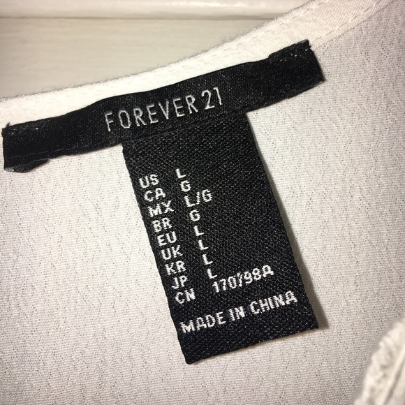 White lace top - Picture 3 of 8