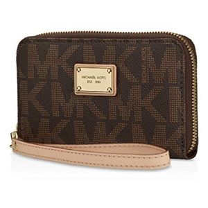 Michael Kors wristlet