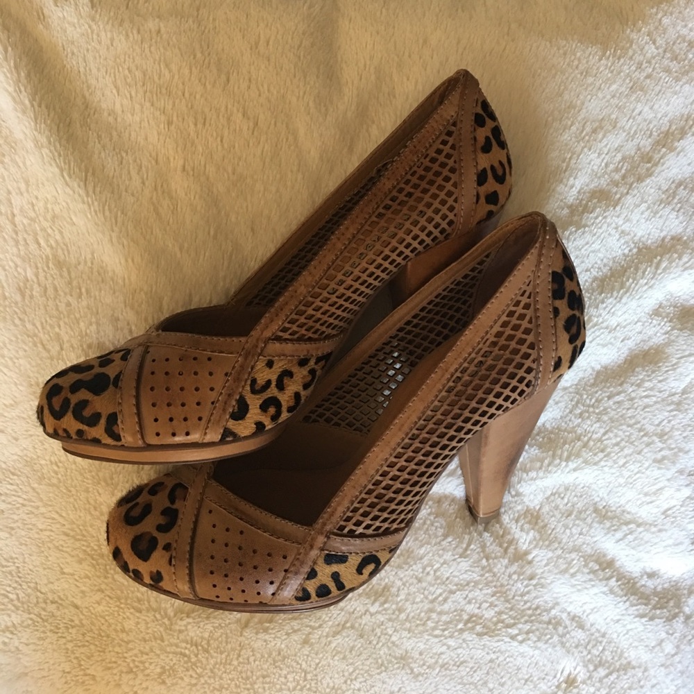Naughty monkey high heels