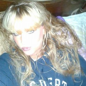 Meet your Posher, Robbi a