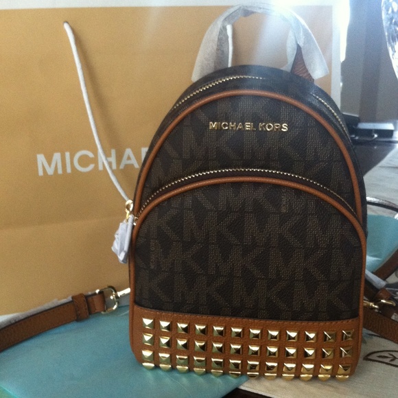 Michael Kors Handbags - ♦️Brand New Michael Kor studded shoulder bag