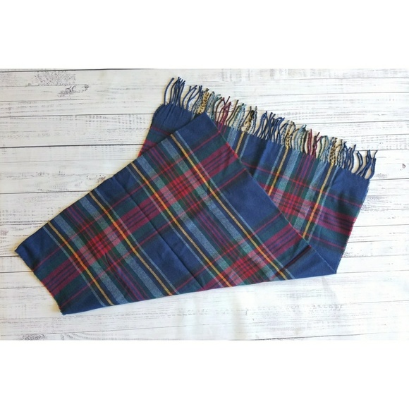 Accessories - Nwt plaid navy blanket scarf