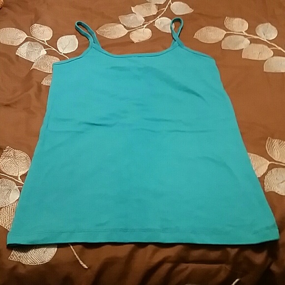 Tops - Picture 2 of 6