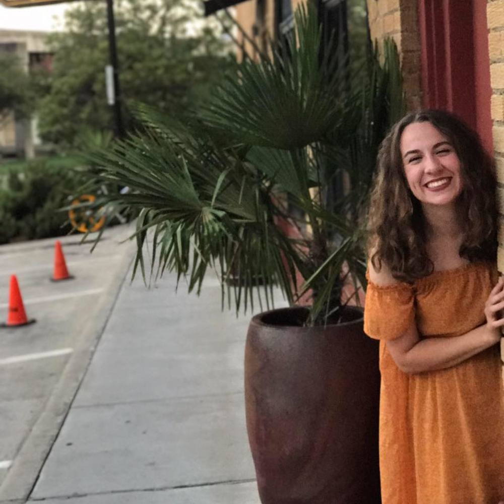 Meet your Posher, Lexi