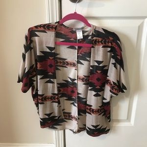 Short sleeved cardigan