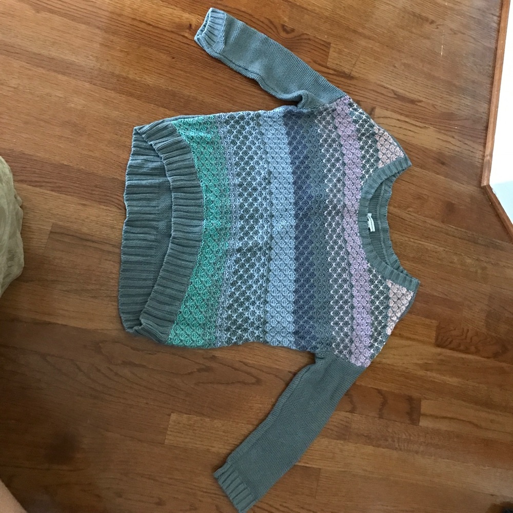 American Eagle Sweater