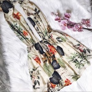 🌸Tropical Floral Print Halter Wrap Dress🌸
