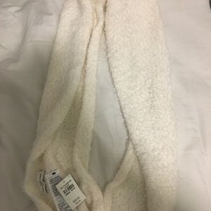 Abercrombie Circle Scarf