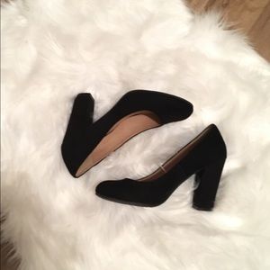 🌻Black heels 🌻